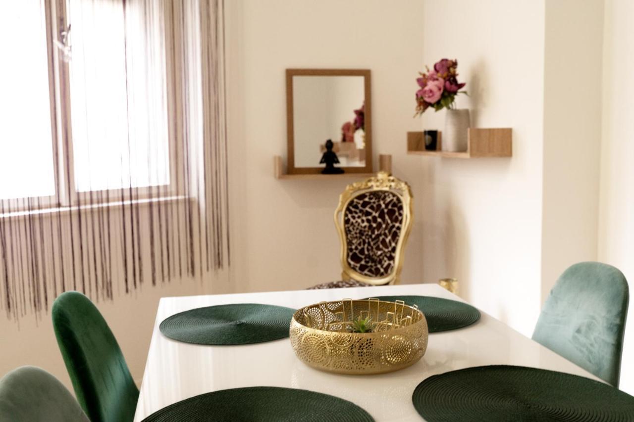 Fand Center Apartman Luxury Сегед Экстерьер фото